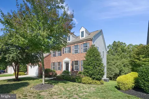 9710 Risen Star Dr, Marlboro, MD 20772