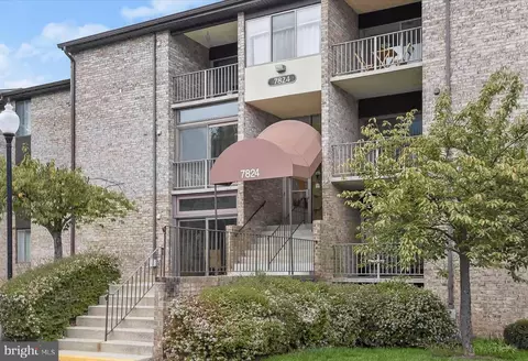 7824 Hanover Pkwy #102, Greenbelt, MD 20770