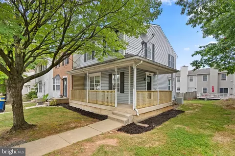 2900 Buckthorn Ct, Lanham, MD 20706