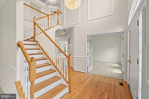 Entry Way - 9618 Stuart Ln, Clinton, MD 20735 photo 3 of 5
