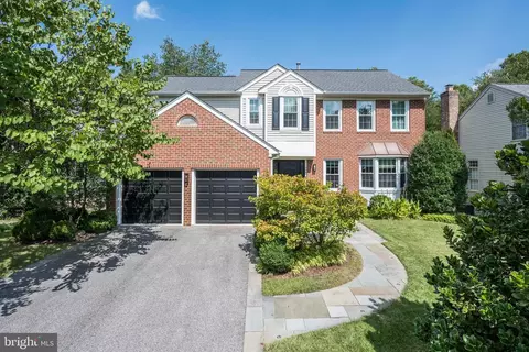 11609 Heartwood Dr, Beltsville, MD 20705