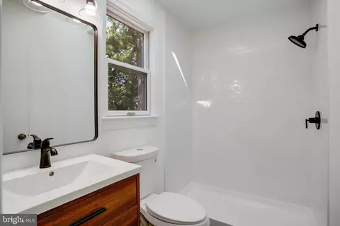 7006 Wren Ln, Lanham, MD 20706 photo 26