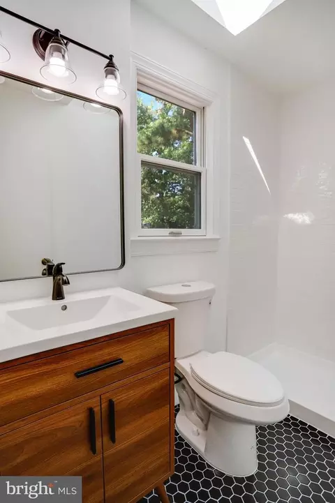 7006 Wren Ln, Lanham, MD 20706 photo 27
