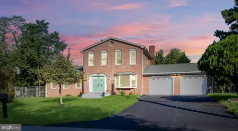 529 Rosier Rd, Fort Washington, MD 20744