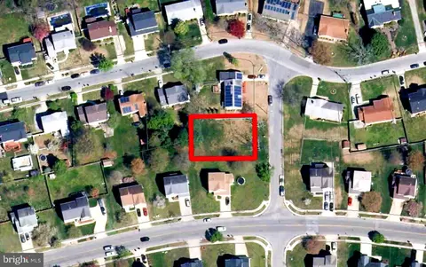7903 Maxfield St, Clinton, MD 20735 photo 3