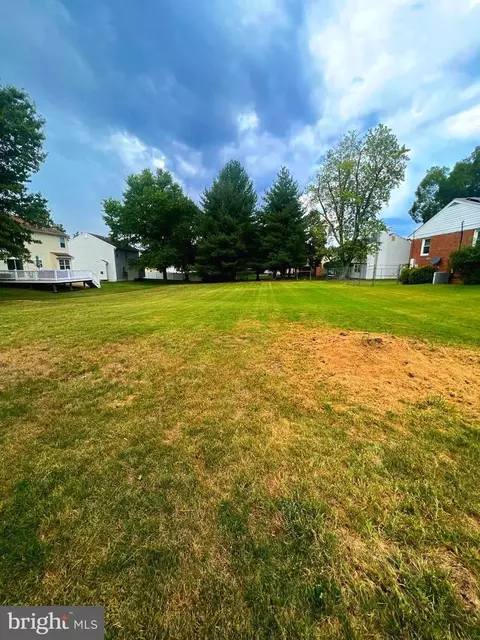 7903 Maxfield St, Clinton, MD 20735