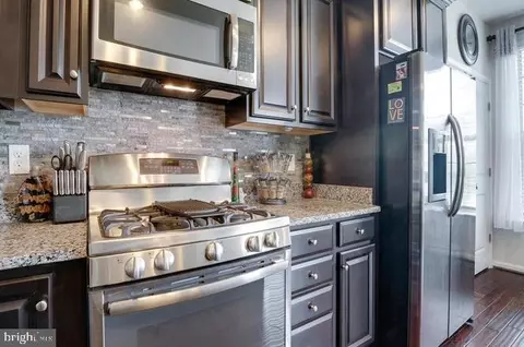 Kitchen - 8920 Tower Pl, Lanham, MD 20706 photo 3 of 4