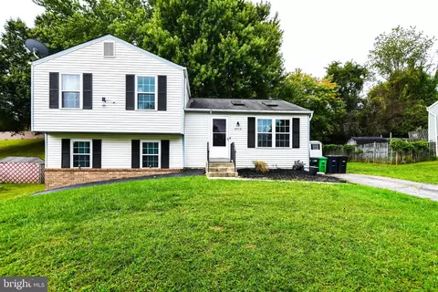 9715 Teakwood Dr, Marlboro, MD 20774