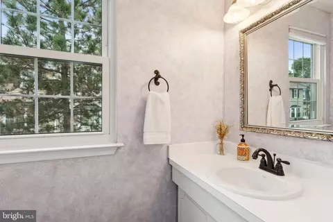 Bath - 7620 E Arbory Ct #315, Laurel, MD 20707 photo 3 of 3