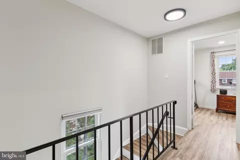 Entry Way - 7620 E Arbory Ct #315, Laurel, MD 20707 photo 5 of 6