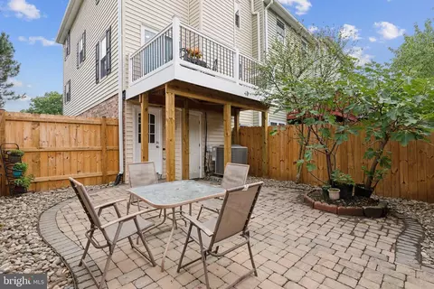 Exterior - 7620 E Arbory Ct #315, Laurel, MD 20707 photo 5 of 7