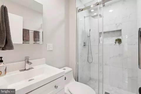 Bath - 7620 E Arbory Ct #315, Laurel, MD 20707 photo 1 of 3