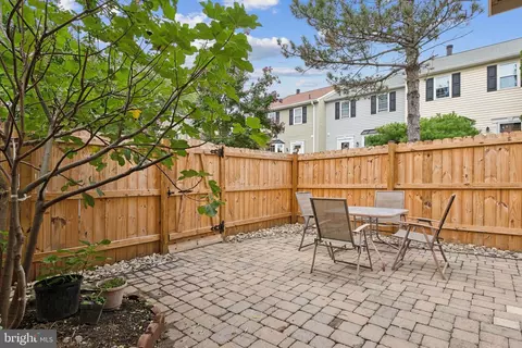 Exterior - 7620 E Arbory Ct #315, Laurel, MD 20707 photo 4 of 7