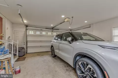 Entry Way - 6309 Sandy St, Laurel, MD 20707 photo 5 of 5