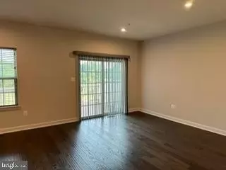 8034 Spring Arbor Dr, Laurel, MD 20707 photo 6