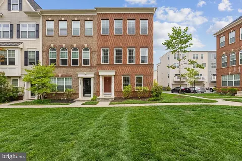 7224 Barrberry Ln, Beltsville, MD 20705