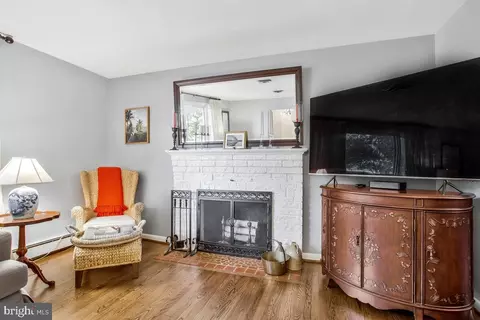 9612 Beverly Ave, Clinton, MD 20735 photo 5