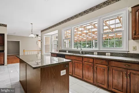 Kitchen - 9300 Copernicus Dr, Lanham, MD 20706 photo 4 of 5