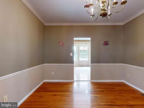 Entry Way - 9300 Copernicus Dr, Lanham, MD 20706 photo 4 of 12