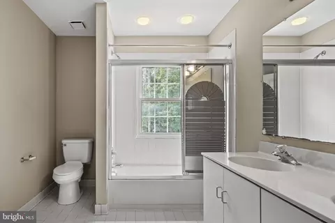 Bath - 9300 Copernicus Dr, Lanham, MD 20706 photo 2 of 6