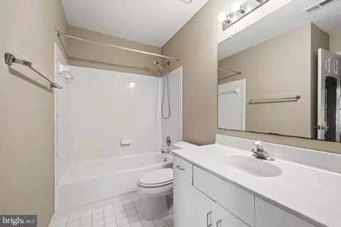 Bath - 9300 Copernicus Dr, Lanham, MD 20706 photo 4 of 6