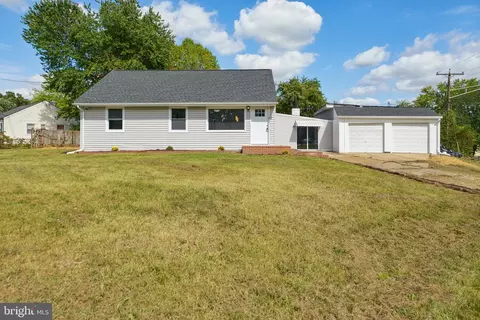4001 91st Ave, Marlboro, MD 20774