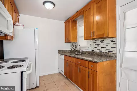 9321 Washington Blvd, Lanham, MD 20706 photo 18