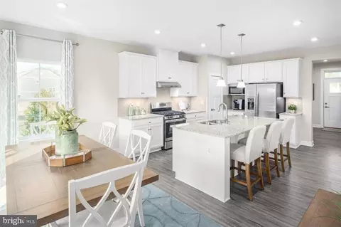 15544 Twin River Cir #H6, Bowie, MD 20716
