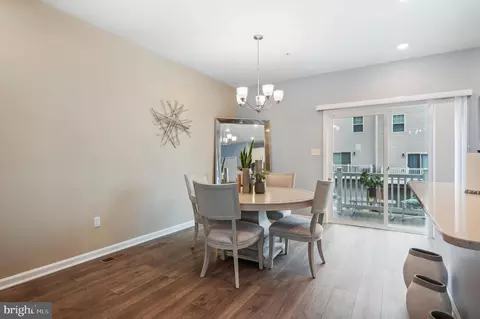 9826 Ruby Lockhart Blvd, Bowie, MD 20721 photo 8