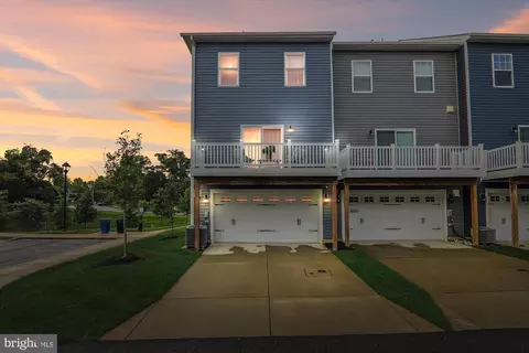 9826 Ruby Lockhart Blvd, Bowie, MD 20721 photo 3
