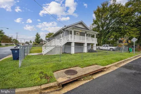 4319 Vine St, Capitol Heights, MD 20743
