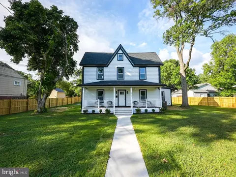 3704 Upshur St, Brentwood, MD 20722