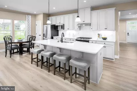 15549 Twin River Cir #H41, Bowie, MD 20716