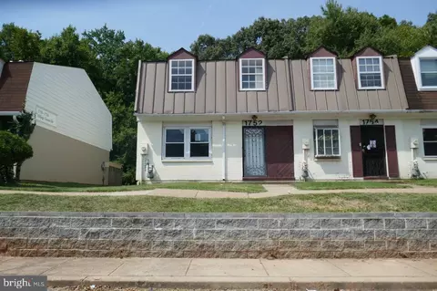 1752 Village Grn #B-54, Landover, MD 20785