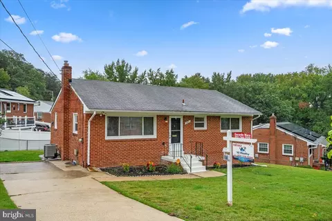 6607 Fairwood Rd, Hyattsville, MD 20784