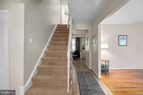 7002 Nightingale Ct, Lanham, MD 20706 photo 6