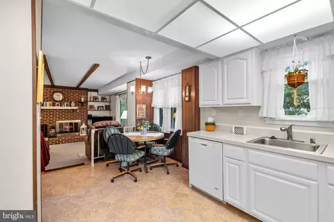 7002 Nightingale Ct, Lanham, MD 20706 photo 15