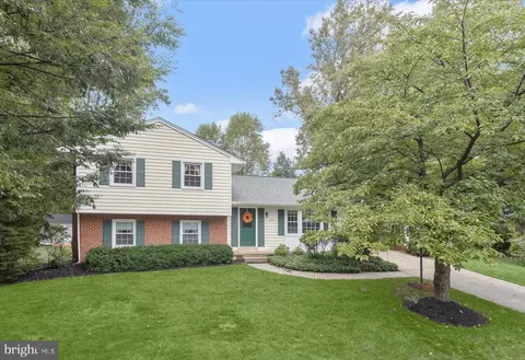 6644 Park Hall Dr, Laurel, MD 20707
