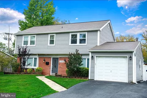 12106 Maycheck Ln, Bowie, MD 20715