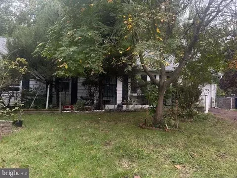 10403 Rambling Hill Ct, Marlboro, MD 20774