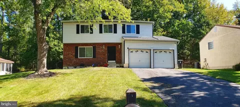 12404 Lampton Ln, Fort Washington, MD 20744