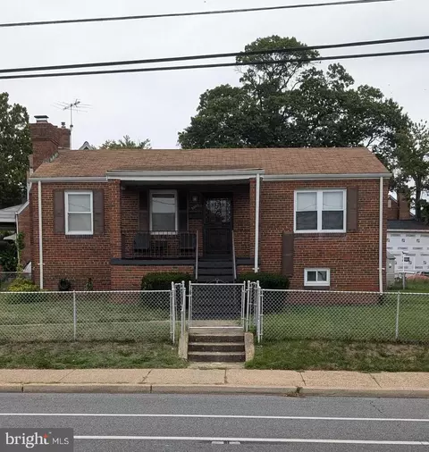 5940 Riggs Rd, Hyattsville, MD 20783