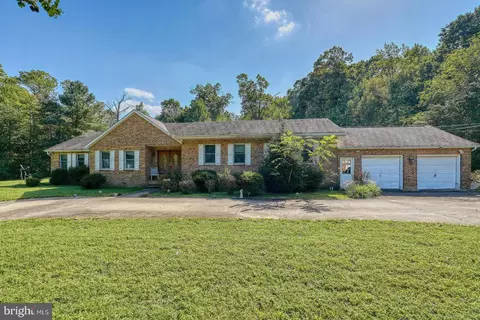 8407 Echo Ln, Clinton, MD 20735 photo 2