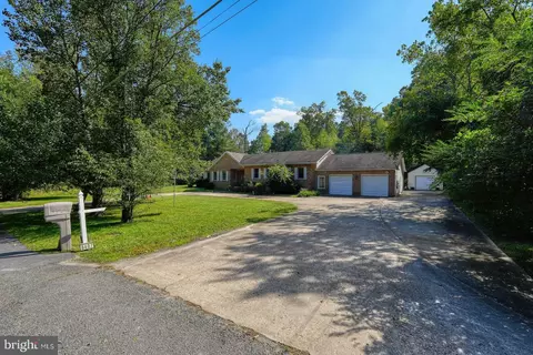 8407 Echo Ln, Clinton, MD 20735 photo 4