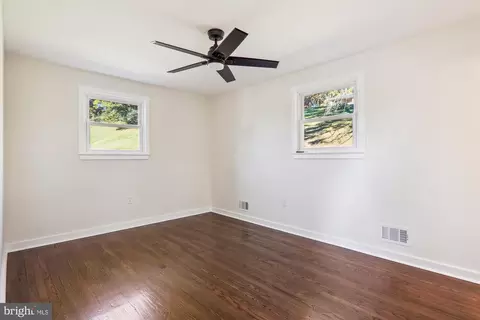 6910 Danford Dr, Clinton, MD 20735 photo 14