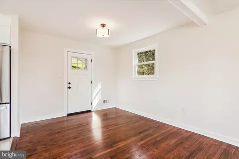 6910 Danford Dr, Clinton, MD 20735 photo 12