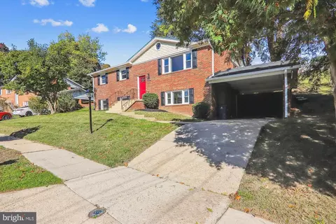 6910 Danford Dr, Clinton, MD 20735 photo 3