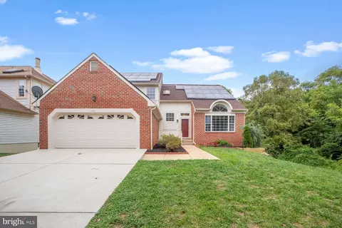 7016 Megan Ln, Greenbelt, MD 20770