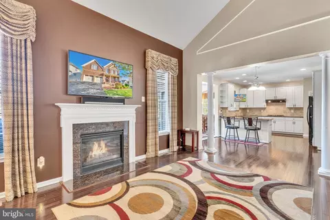 11102 Rodeo Ct, Marlboro, MD 20772 photo 6