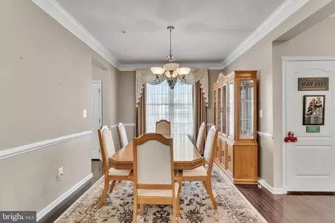 11102 Rodeo Ct, Marlboro, MD 20772 photo 9